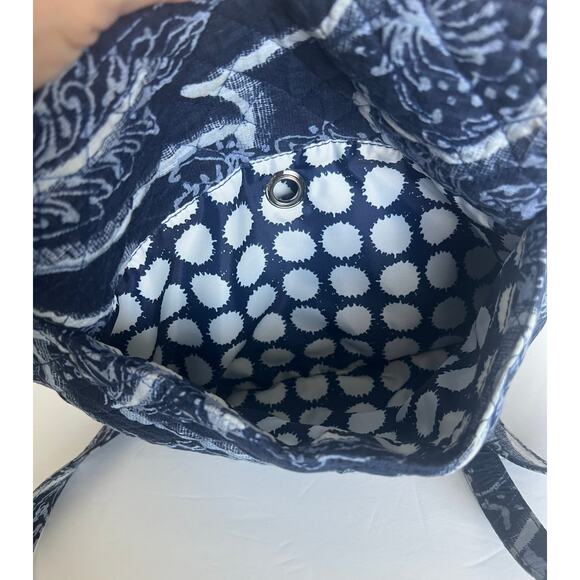 Vera Bradley Large Quilted Blue White Floral Fabric Crossbody Purse Saddle Bag - Picture 11 of 11